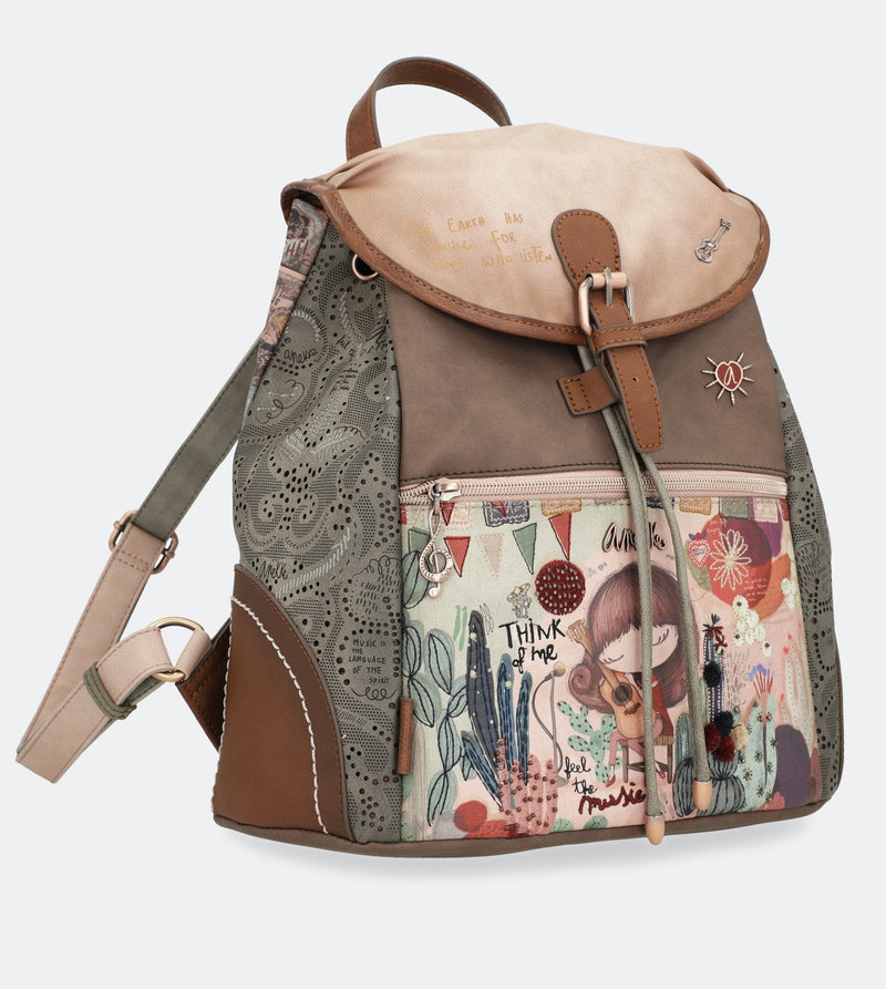 Ixchel Rucksack mit Überschlag und Frontreißverschluss