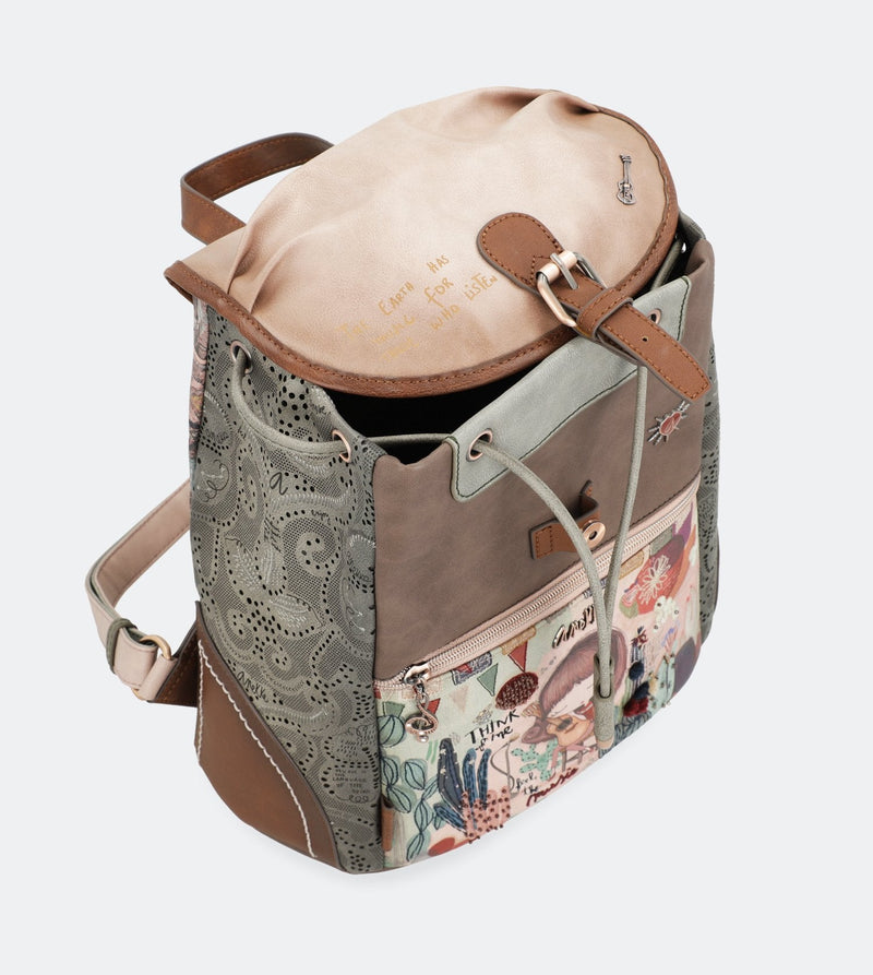 Ixchel Rucksack mit Überschlag und Frontreißverschluss
