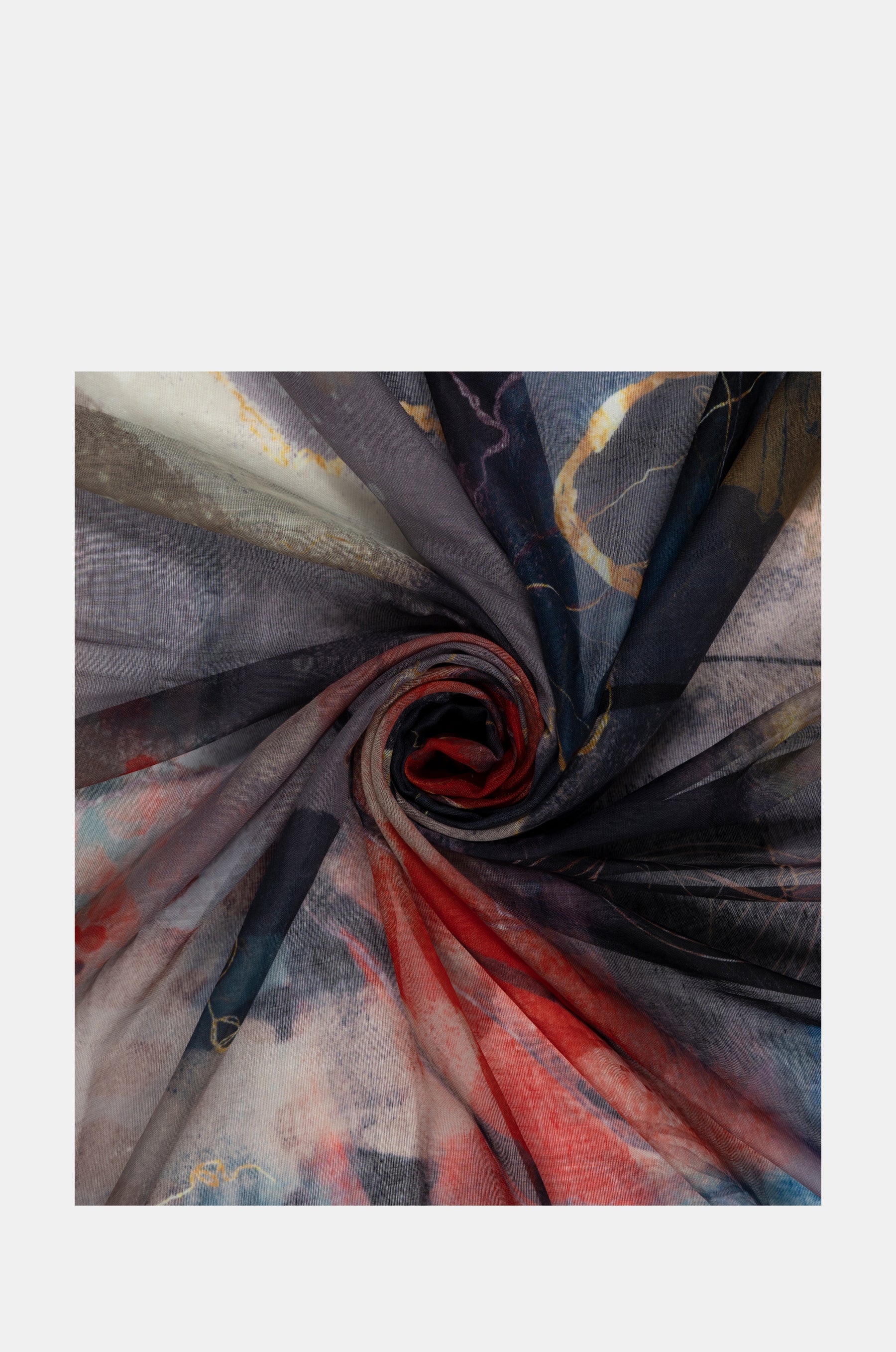 Palette rötlicher Schal