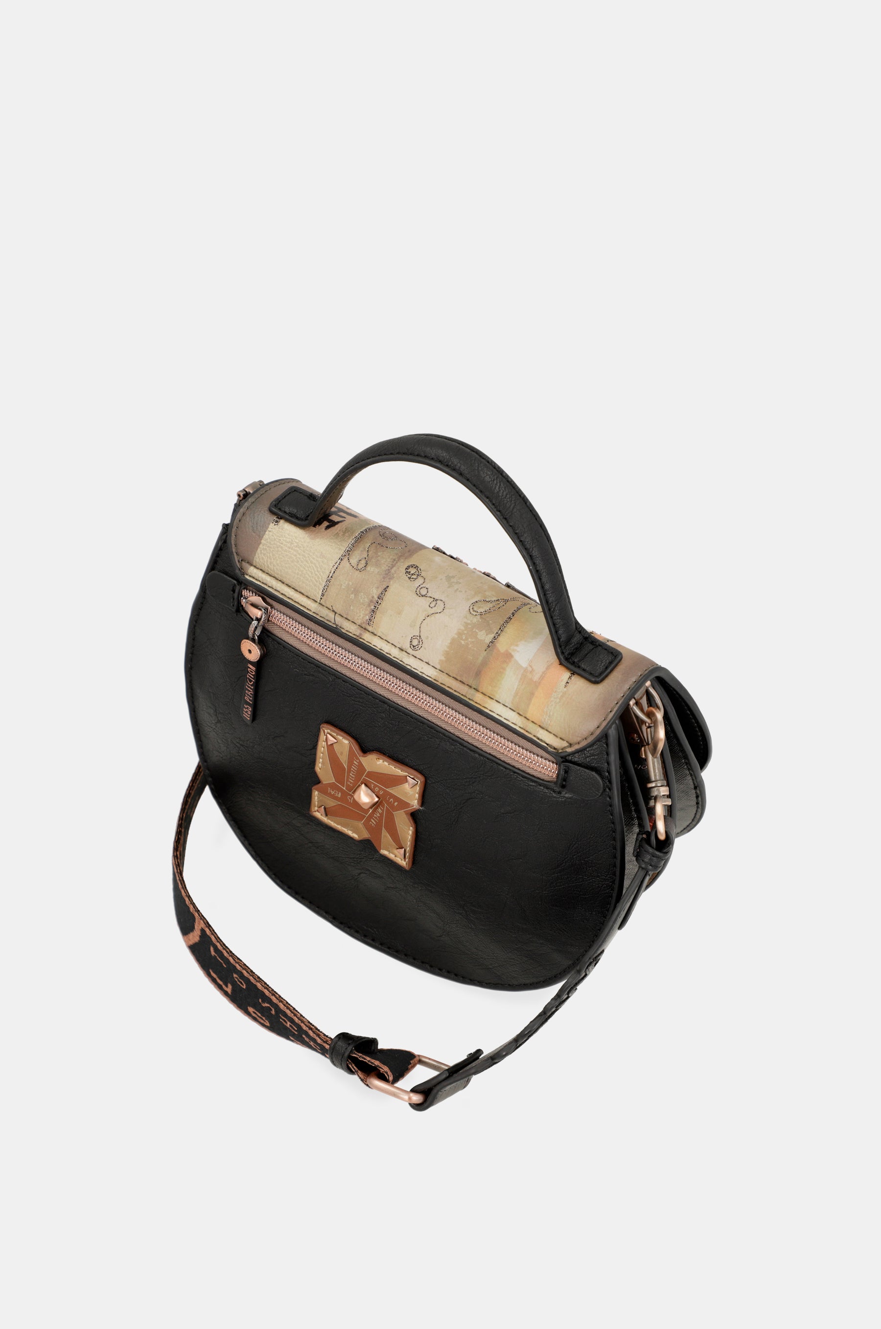 Ovale Shōen-Tasche mit Klappe