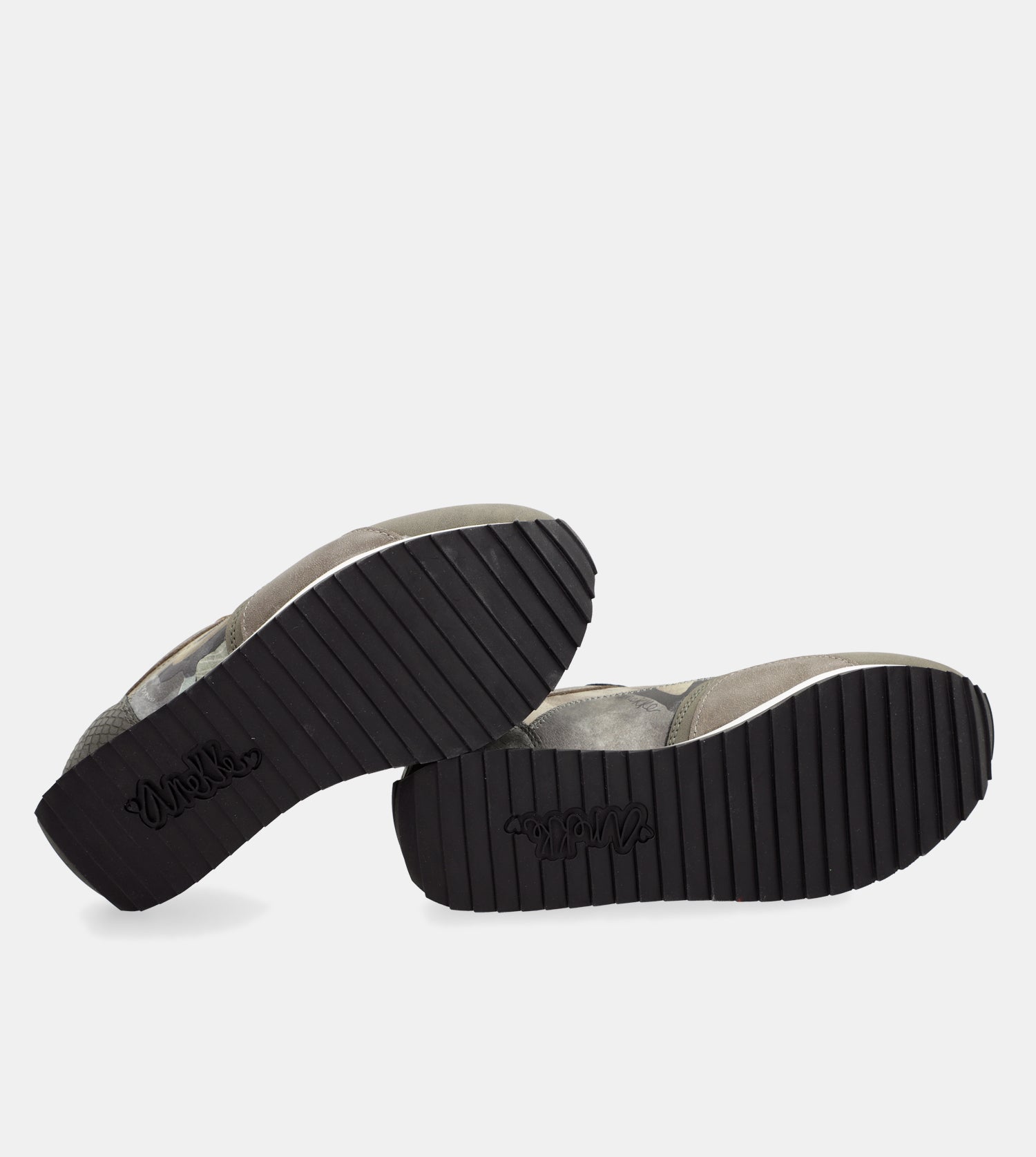 Graue Sneaker „Travel“