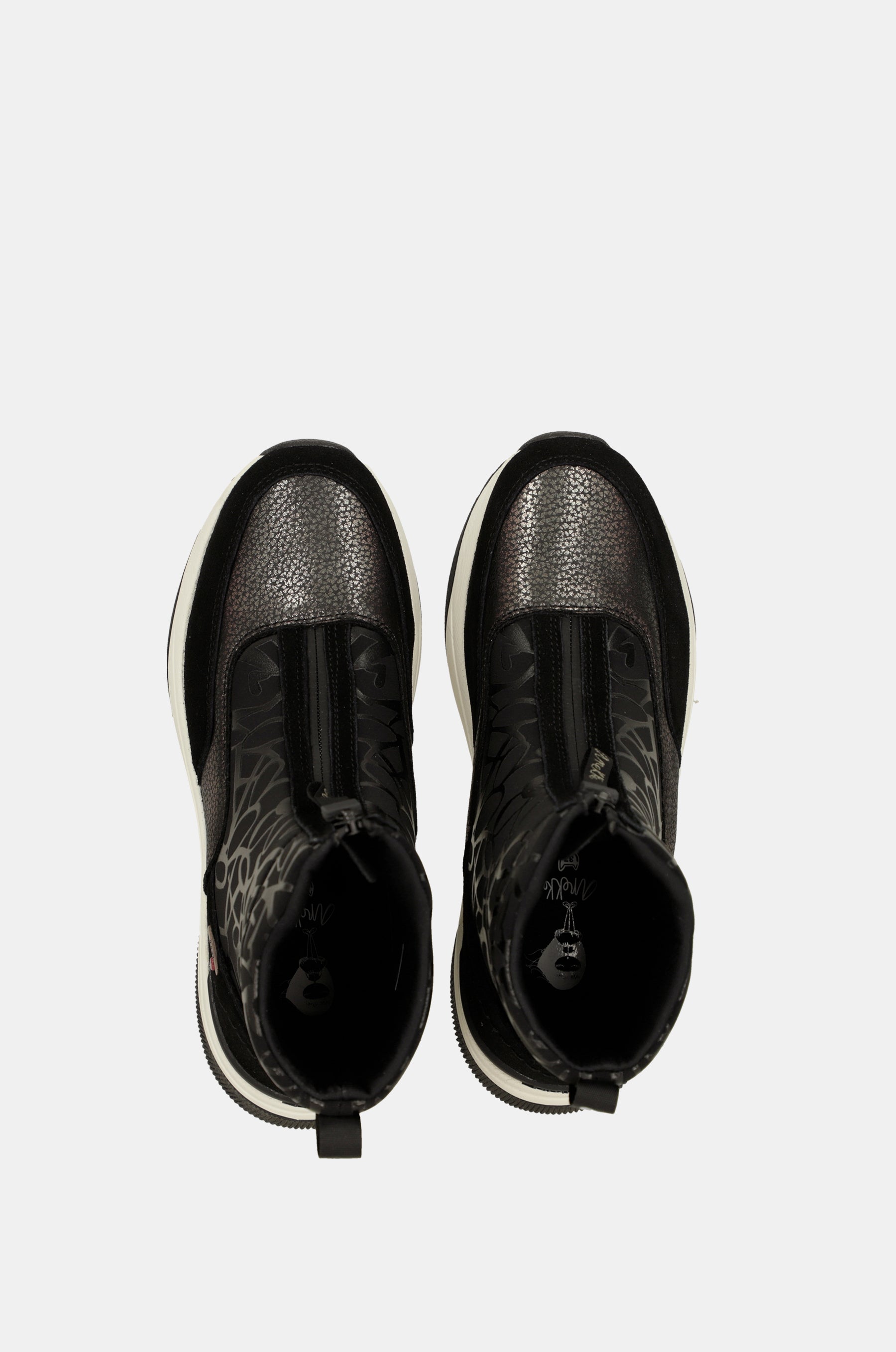 Elegante schwarze sportliche Stiefelette