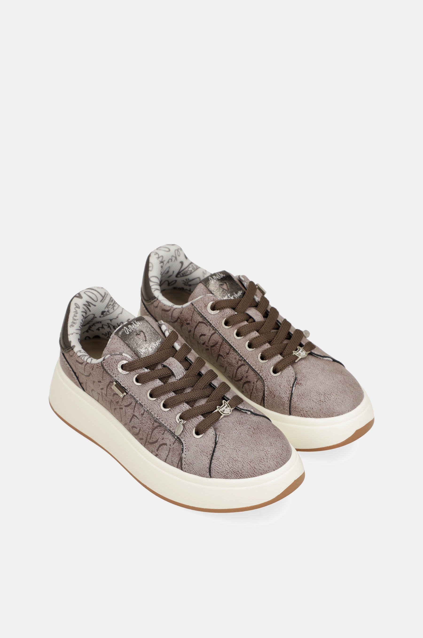 Lässige Sneaker in Ecru