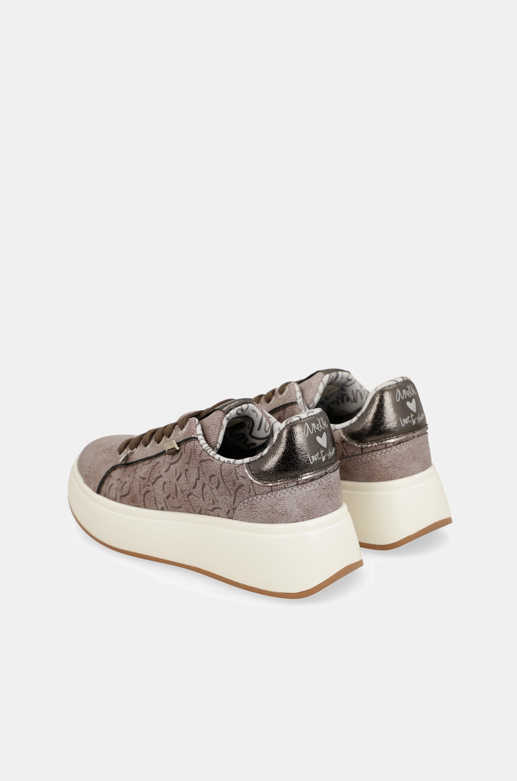 Lässige Sneaker in Ecru