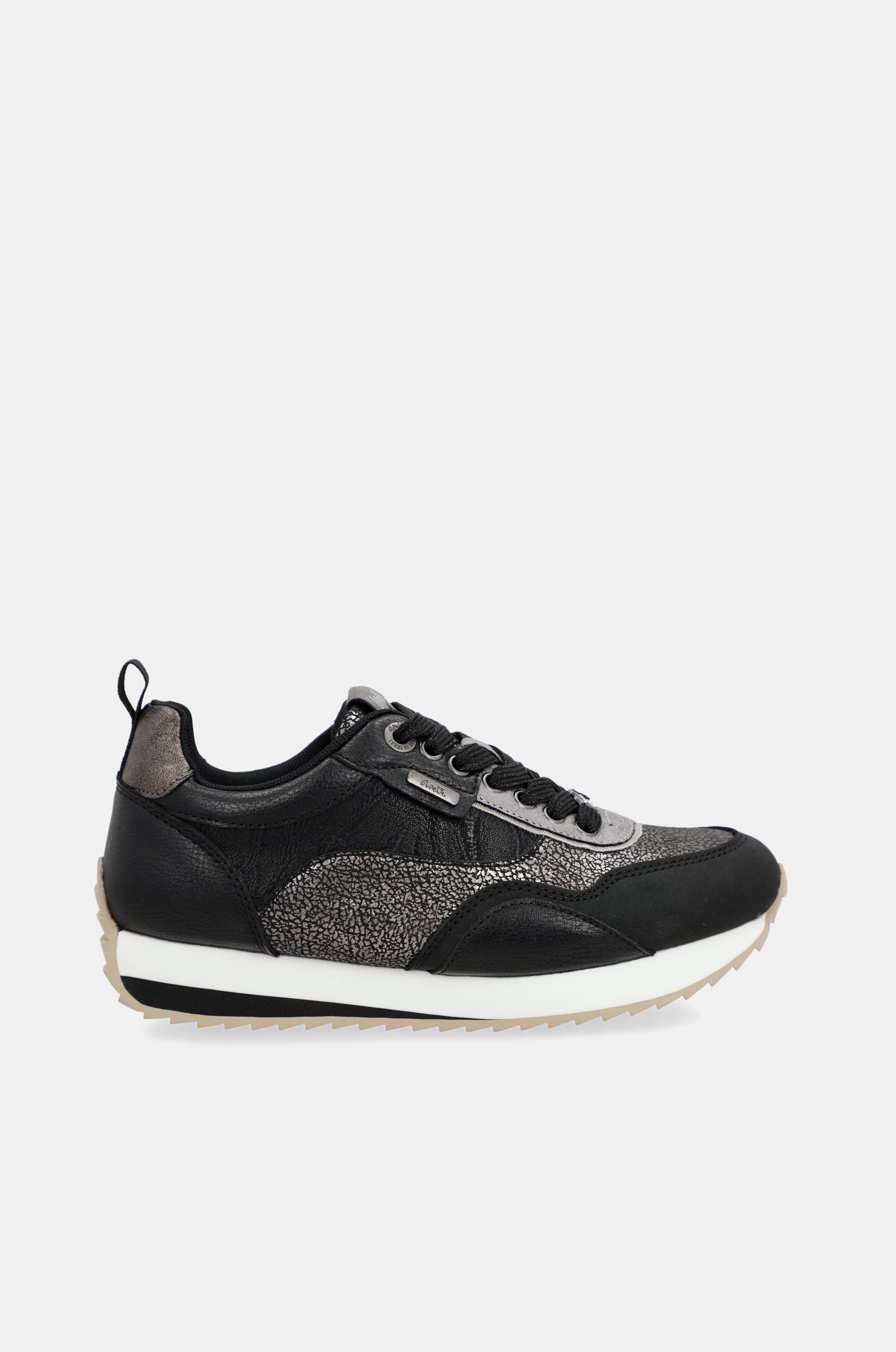 Schwarze Sneaker „Travel“