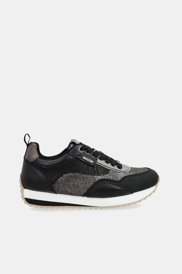 Schwarze Sneaker „Travel“