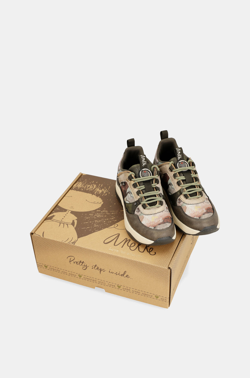 Sportliche grüne Turnschuhe