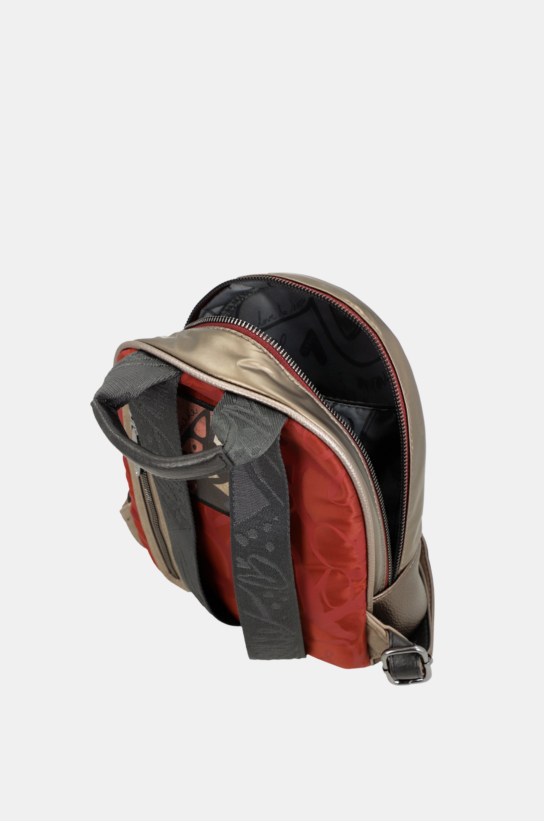 Imaginärer kleiner Rucksack
