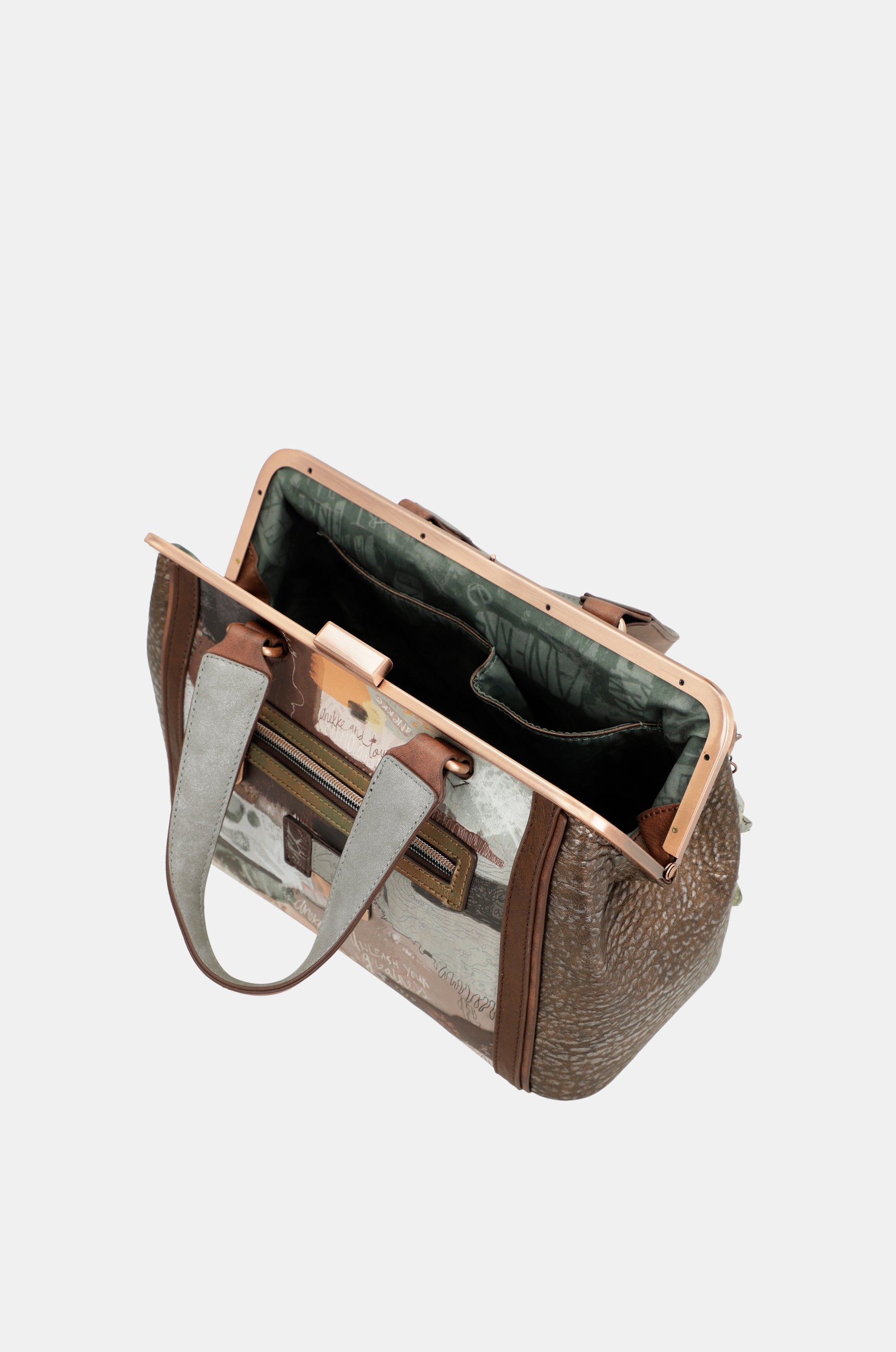 Core Tasche mit Kussverschluss