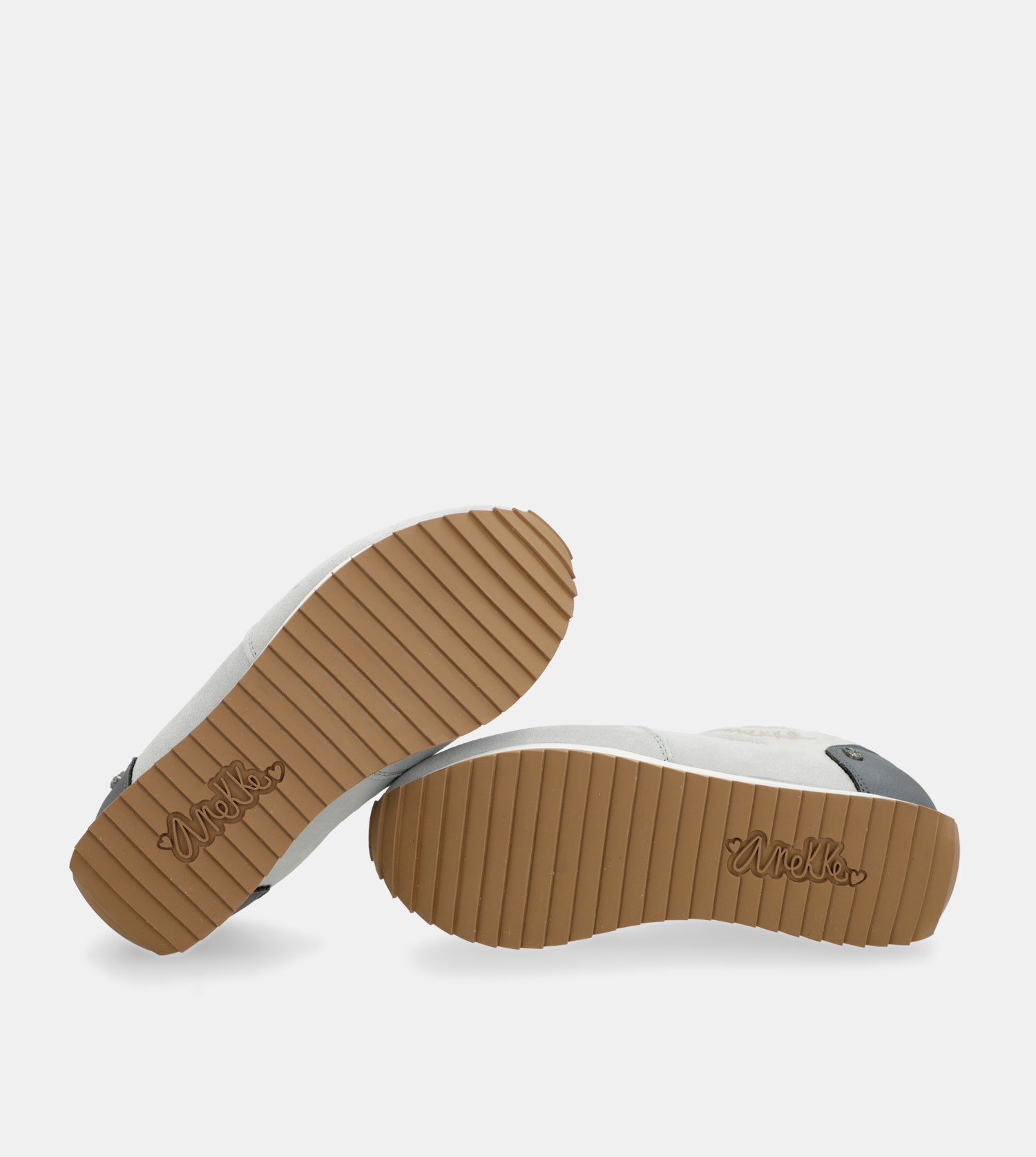 Blaue Sneakers Whispers