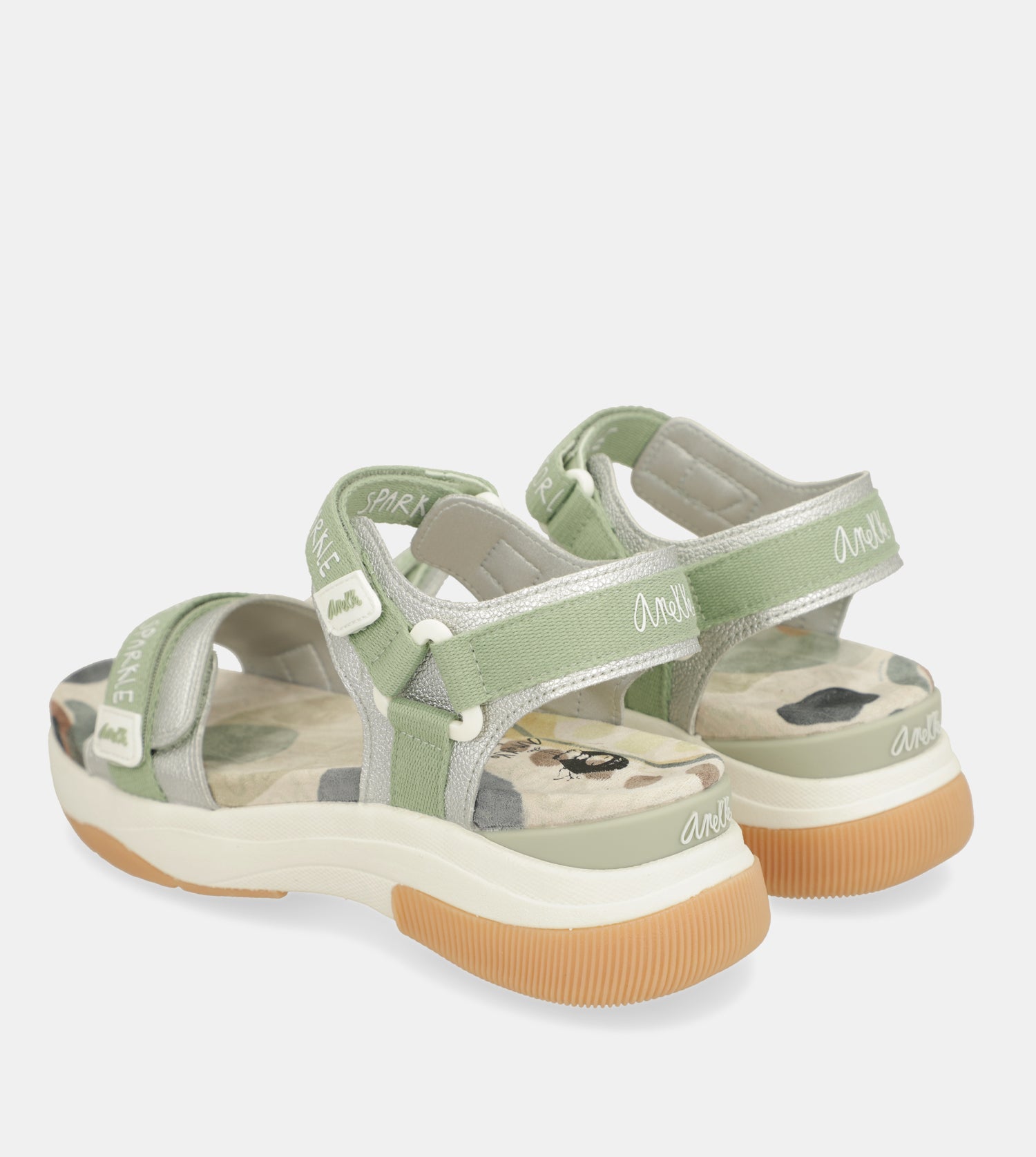 Grüne Sportsandalen