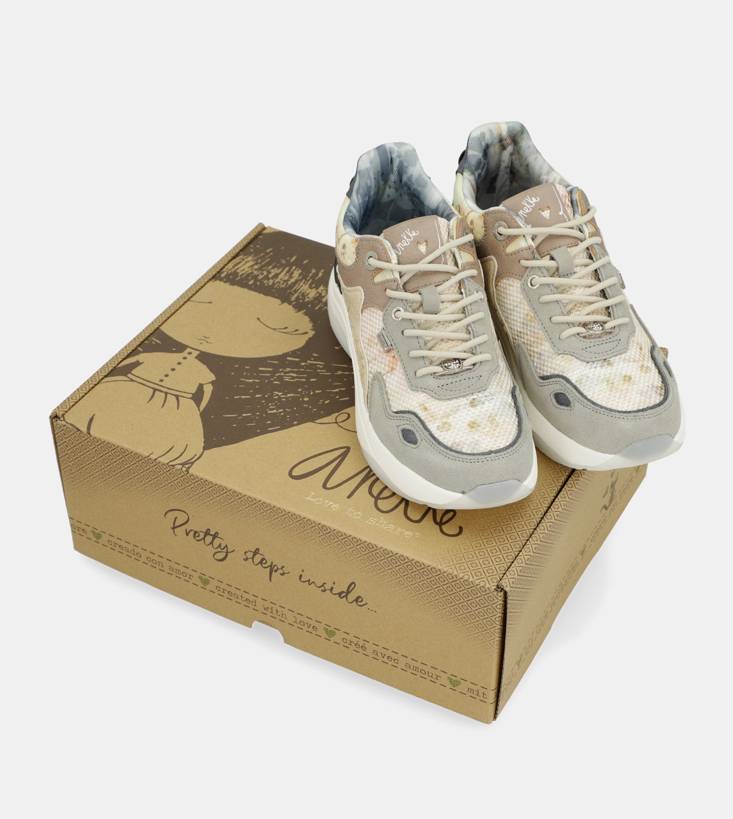 Beige sneakers Memories