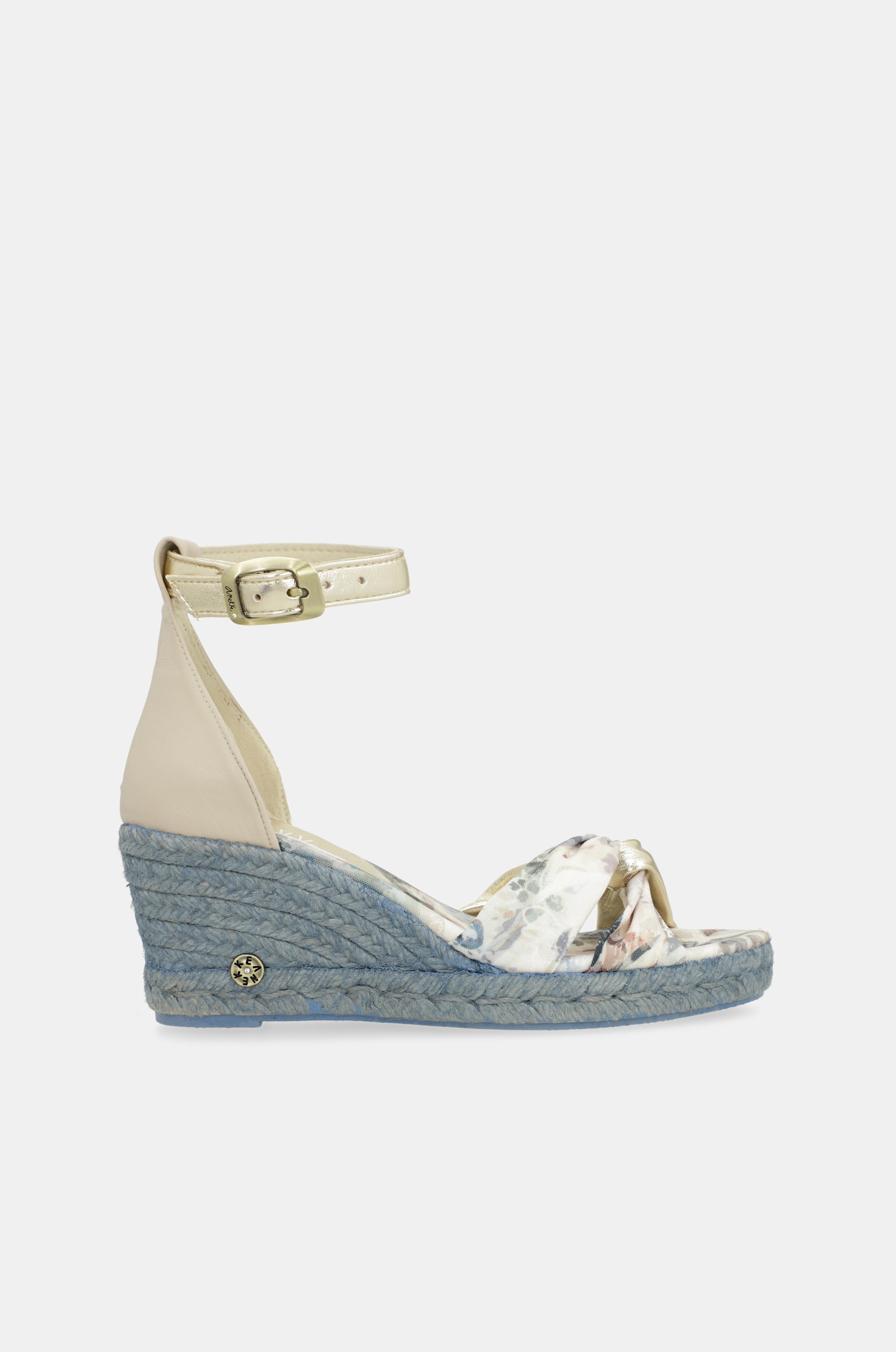 Blaue Keilsandalen Memories