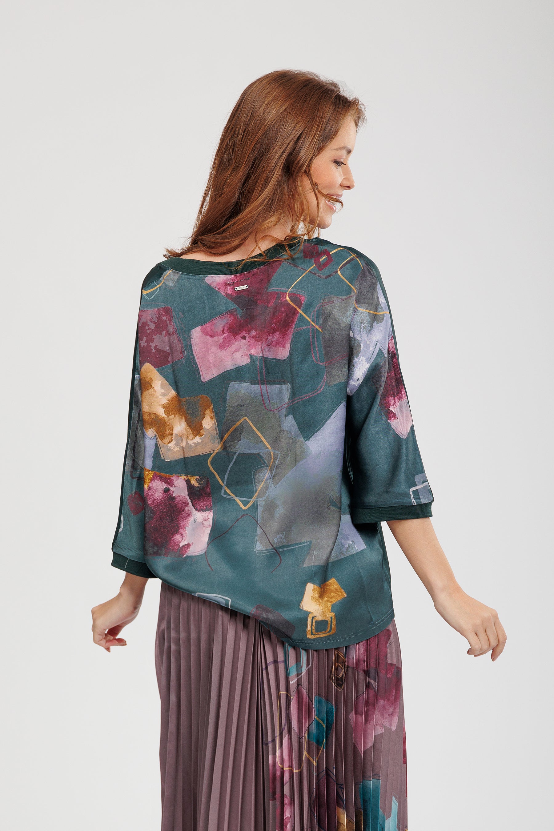 Kurzarm-T-Shirt blau mit Muster