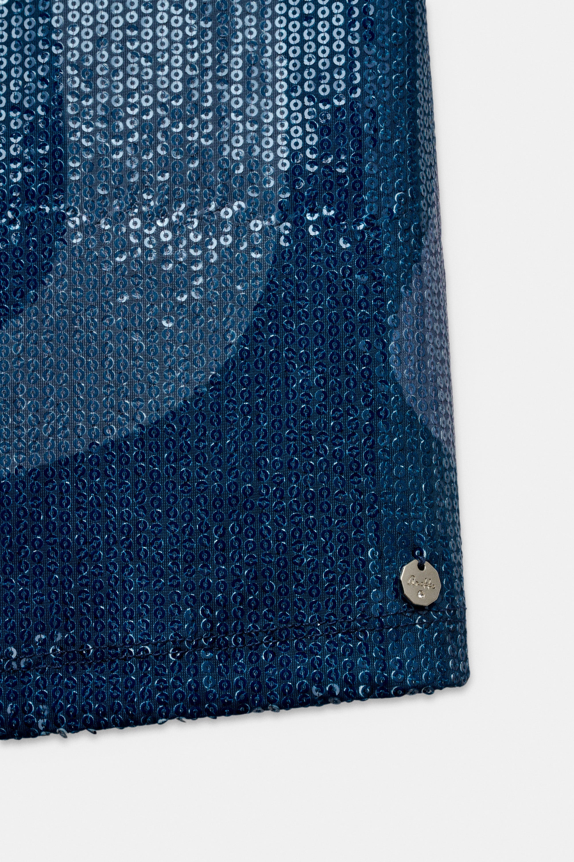 Blaues T-Shirt mit Pailletten