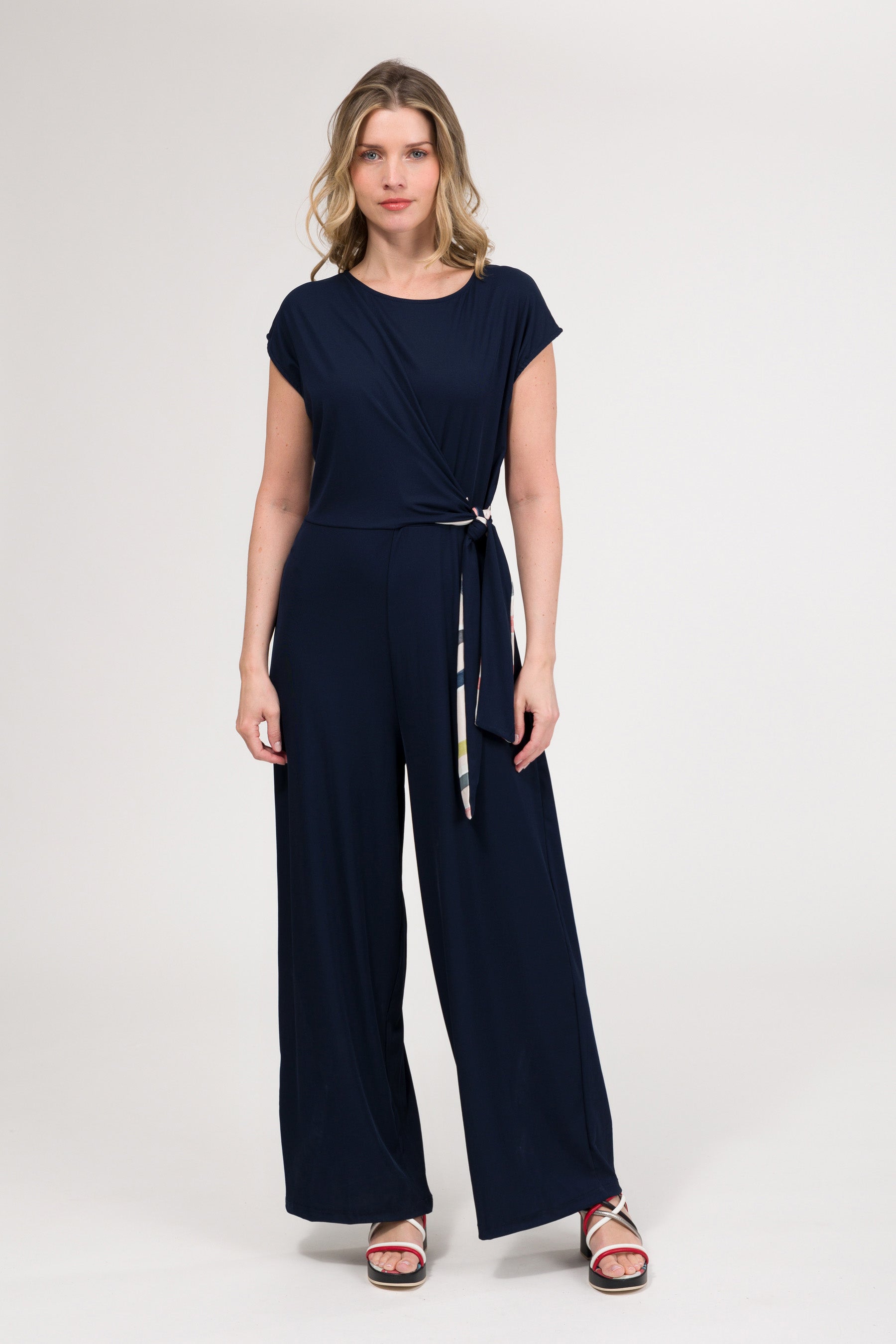Marineblauer Overall