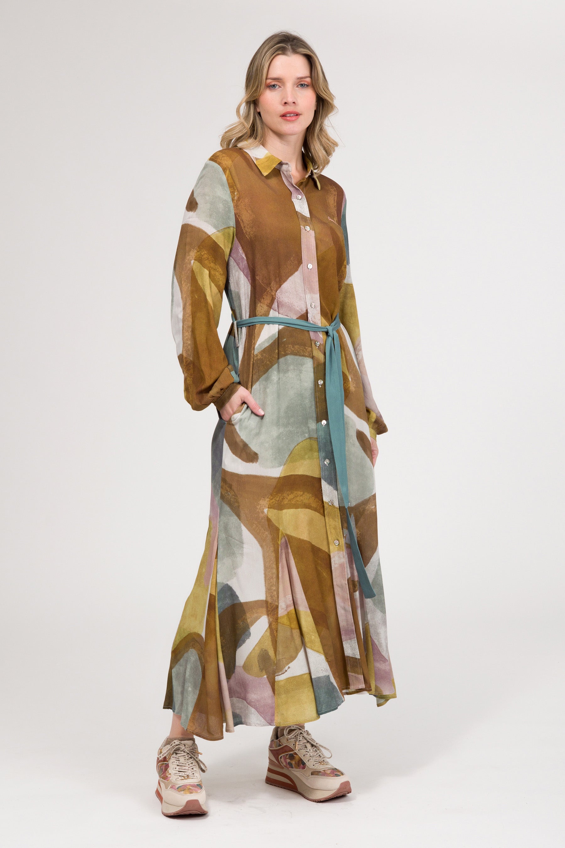 Langärmliges Midikleid