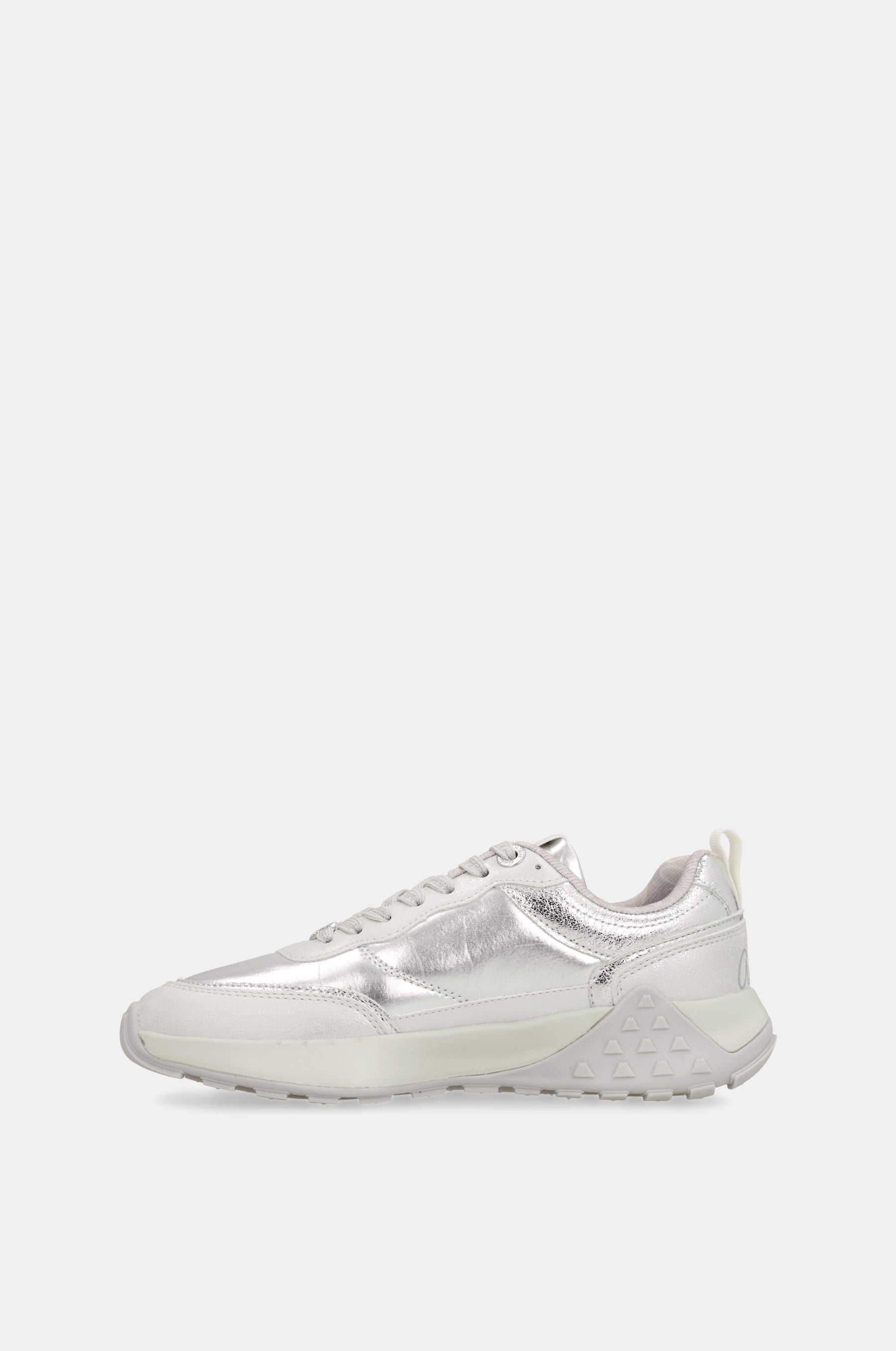 Silberne Sneaker