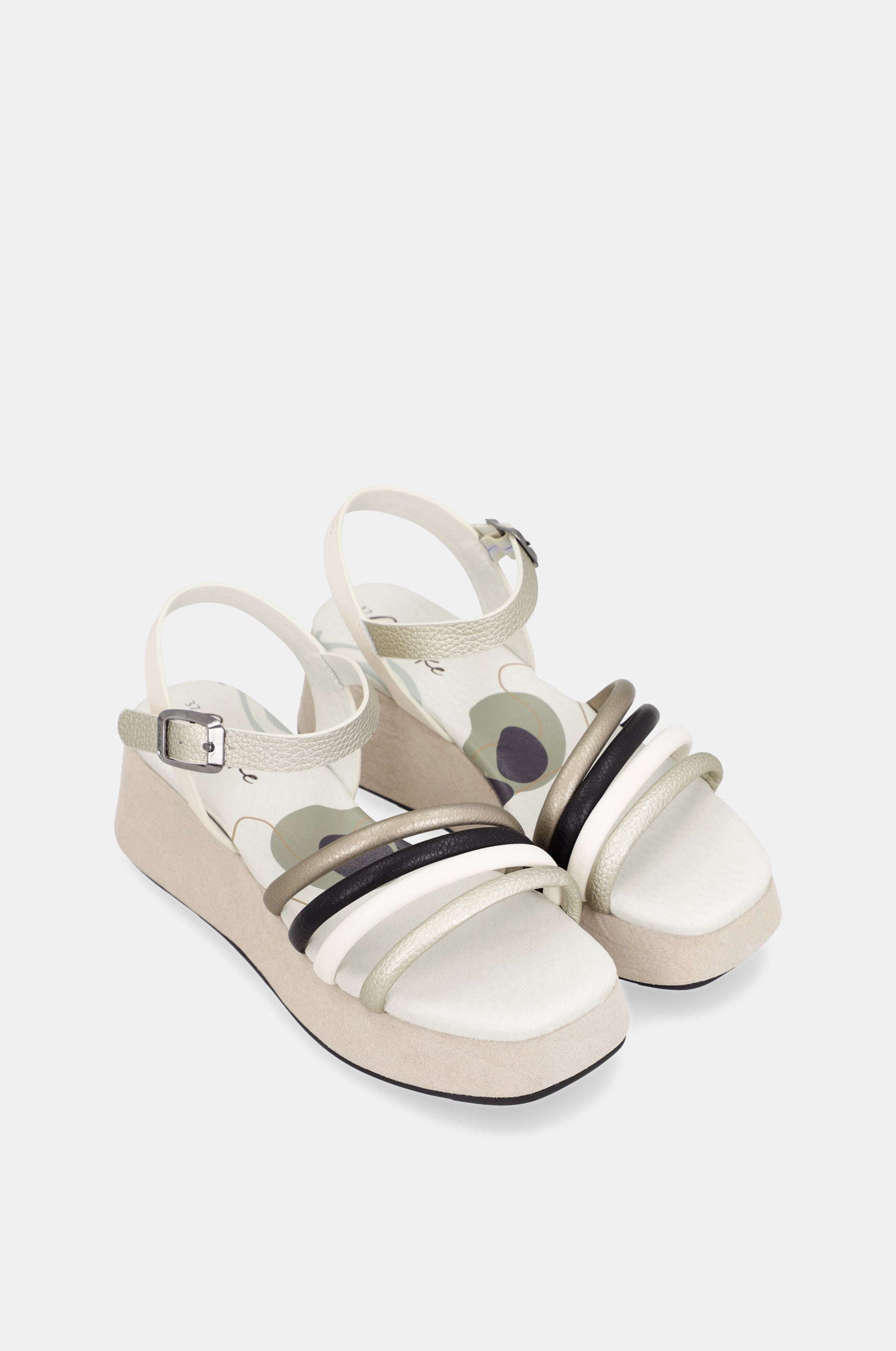Beige Plateausandalen