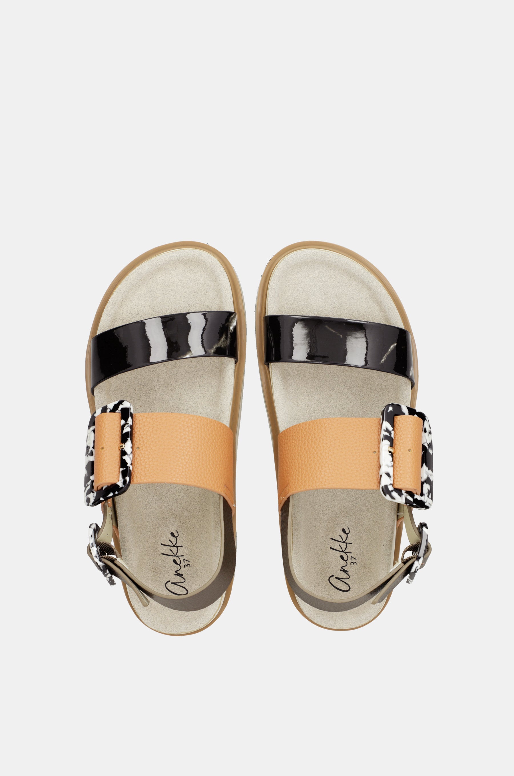 Orange-schwarze Plateausandalen