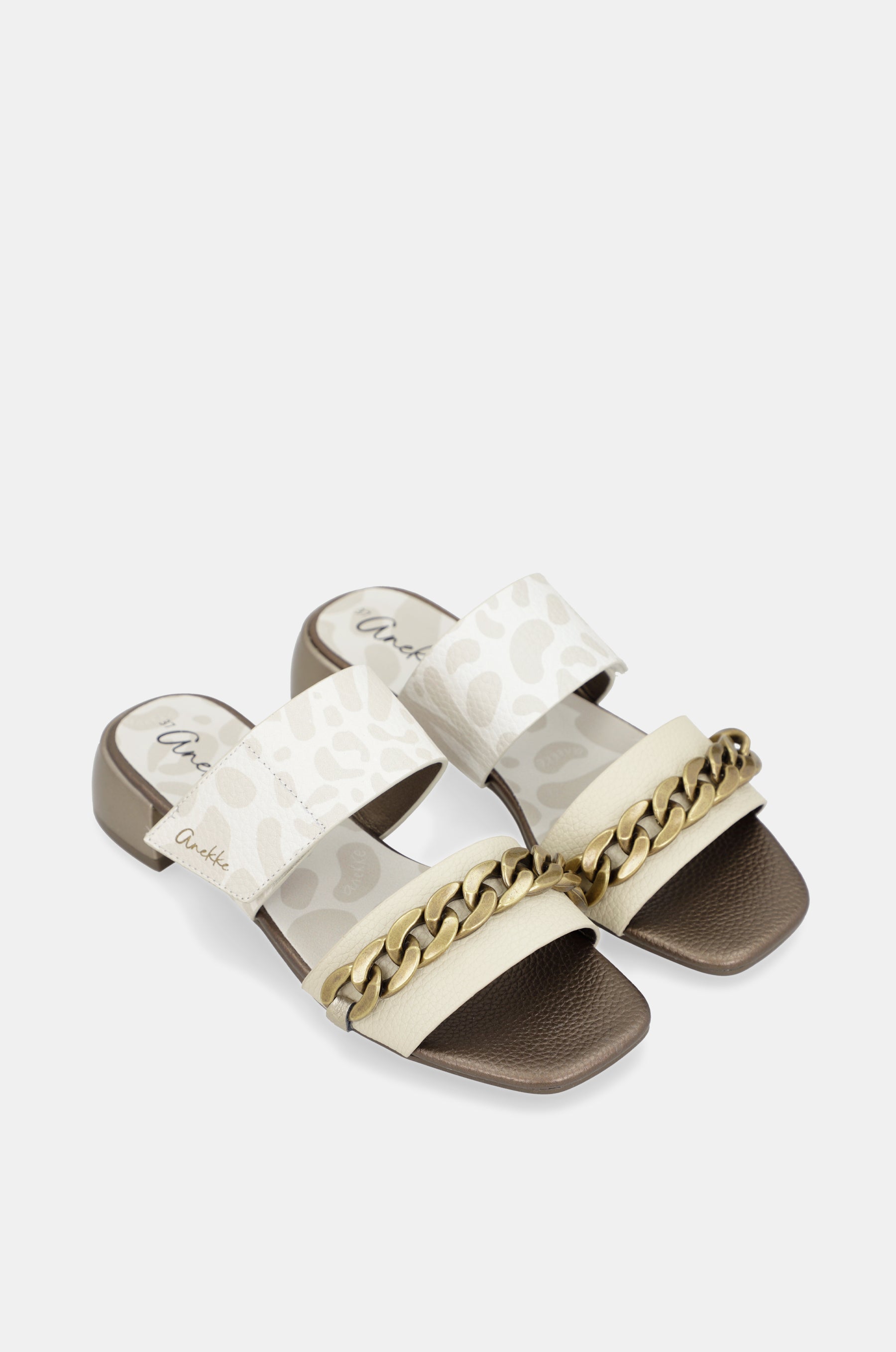 Gaia Sandalen mit Absatz und Kettengliedern