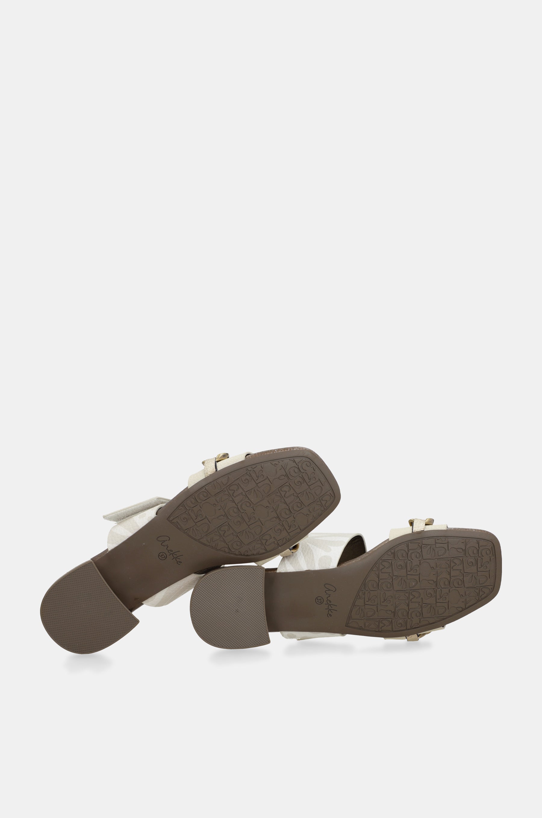 Gaia Sandalen mit Absatz und Kettengliedern