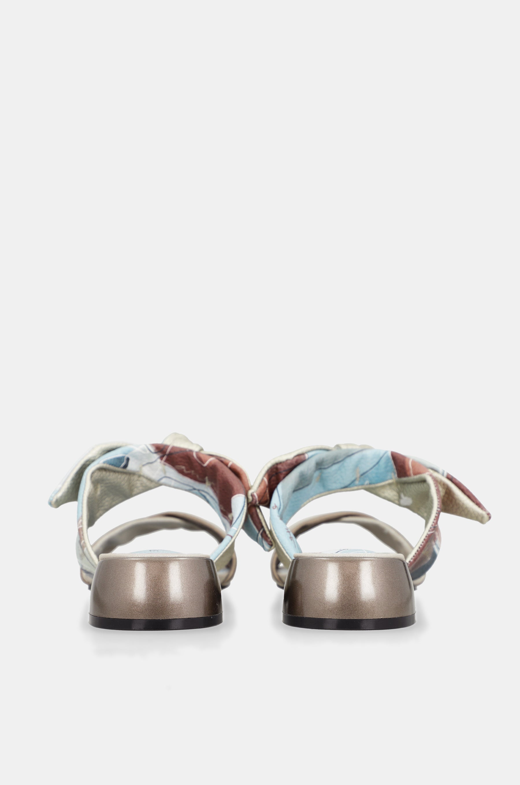 Auralis Sandalen mit Absatz und Knoten