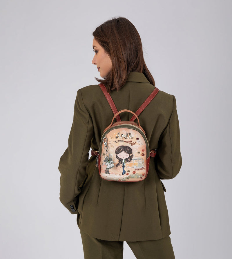 Peace & Love – Kleiner Rucksack in Kamelbraun