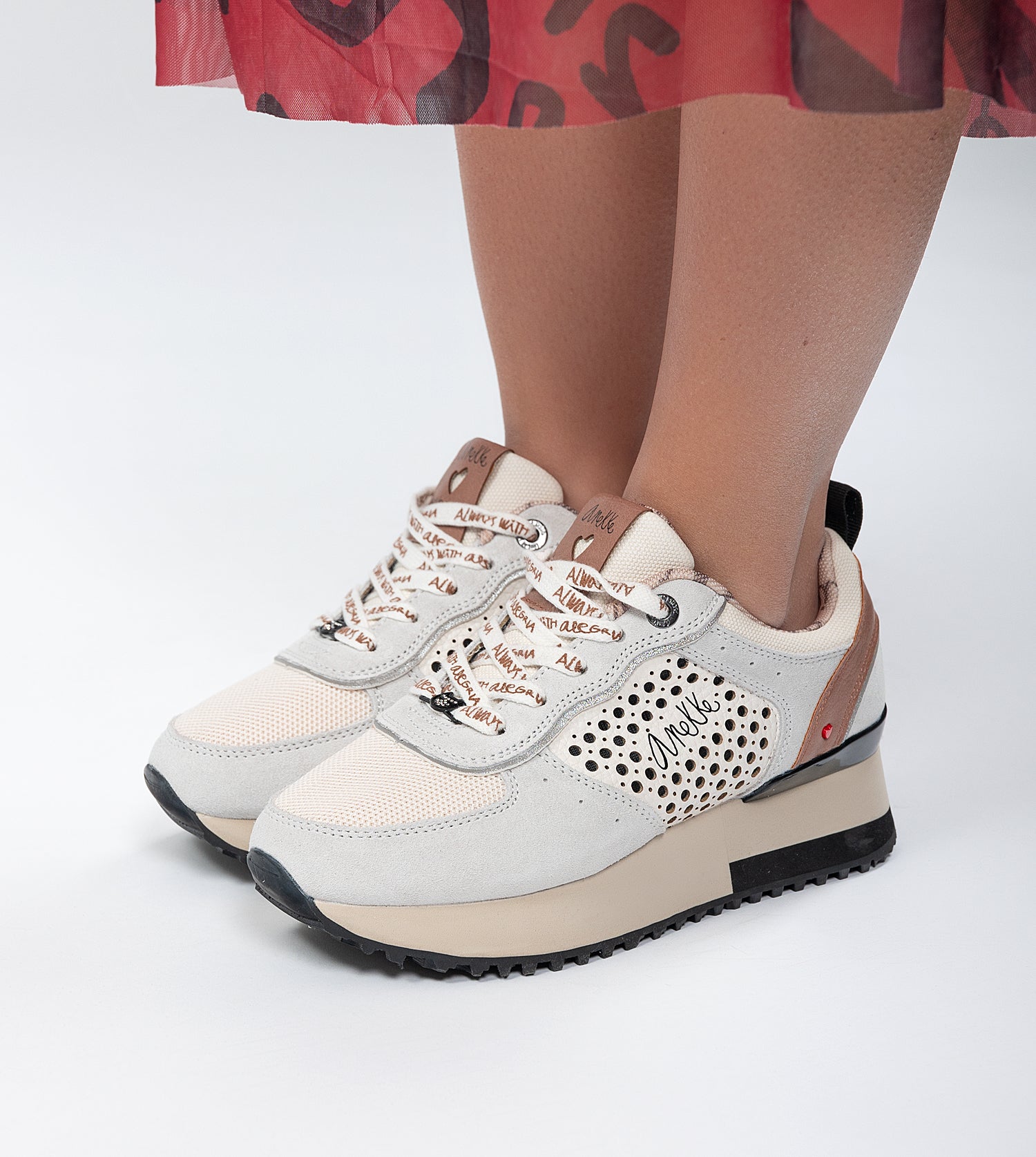Graue Plattform-Sneakers