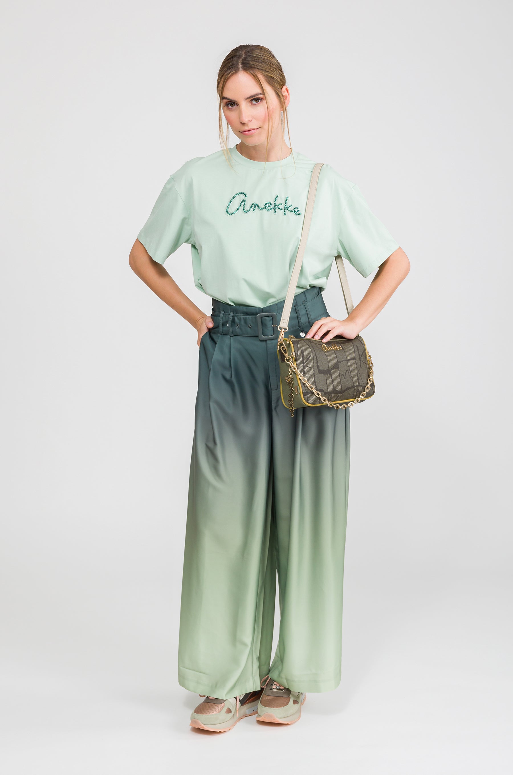 Umhängetasche Essentials braun