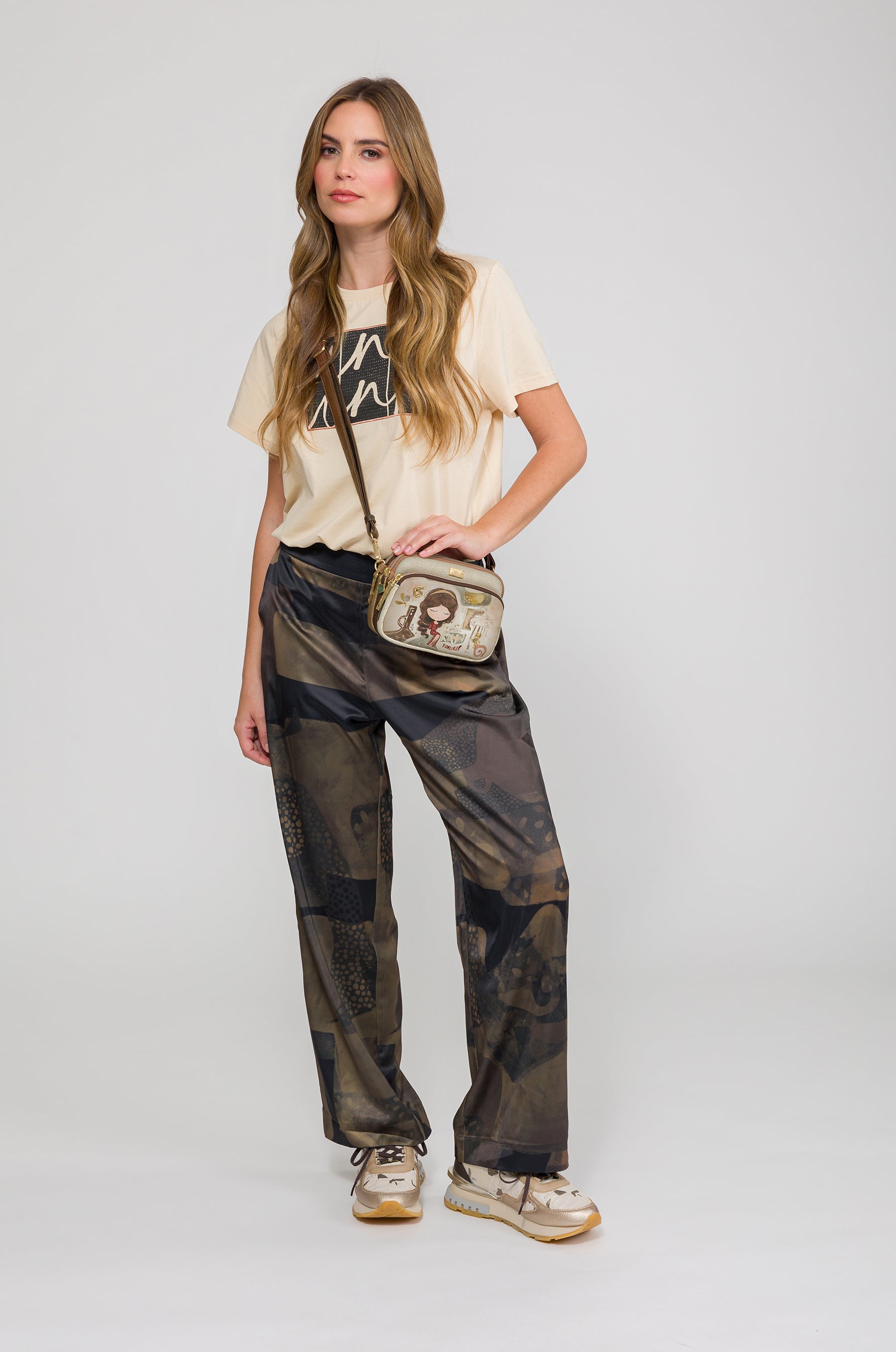 Umhängetasche Muse mit 3 Fächern klein