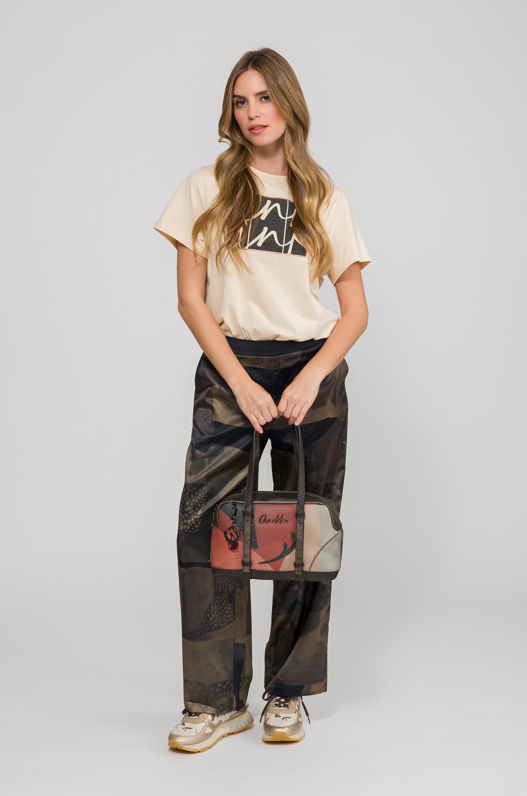 Schultertasche Eikon