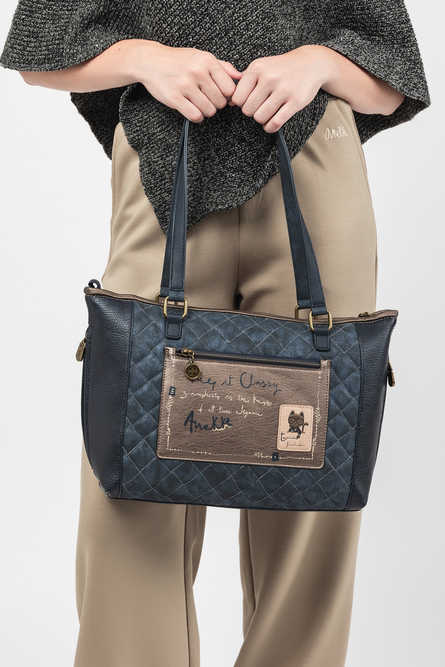 Shopper Tasche mit Umhängeriemen Studio