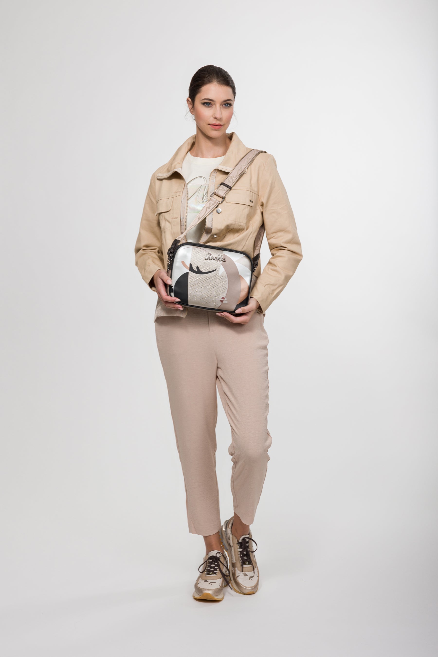 Umhängetasche Eikon mittelgroß