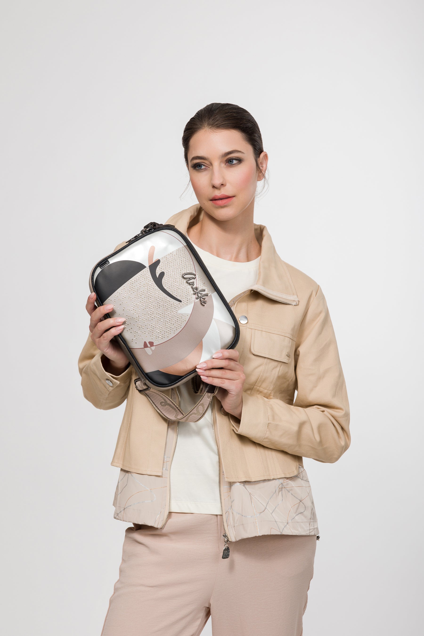 Umhängetasche Eikon mittelgroß