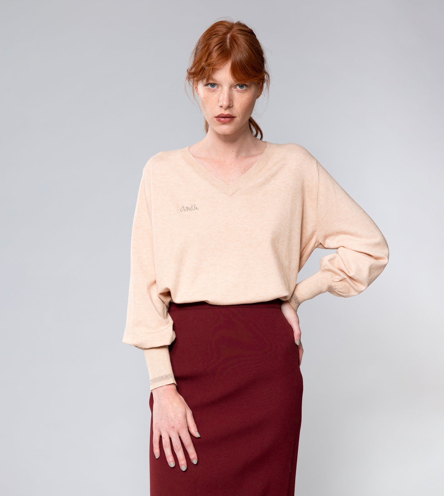 Jersey beige cuello pico Shōen