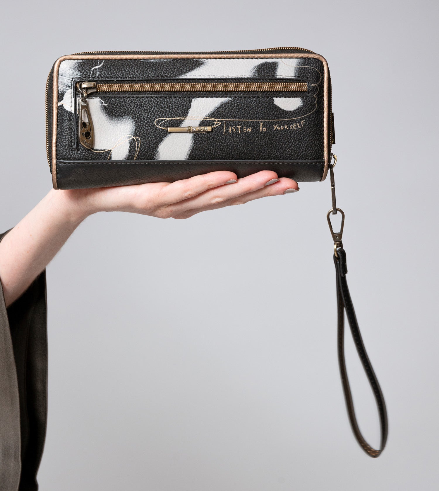 Nature Shodō Anekke große schwarze RFID-Geldbörse