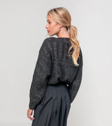 Schwarzer Pullover