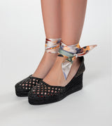Schwarze Keilsandalen Alma