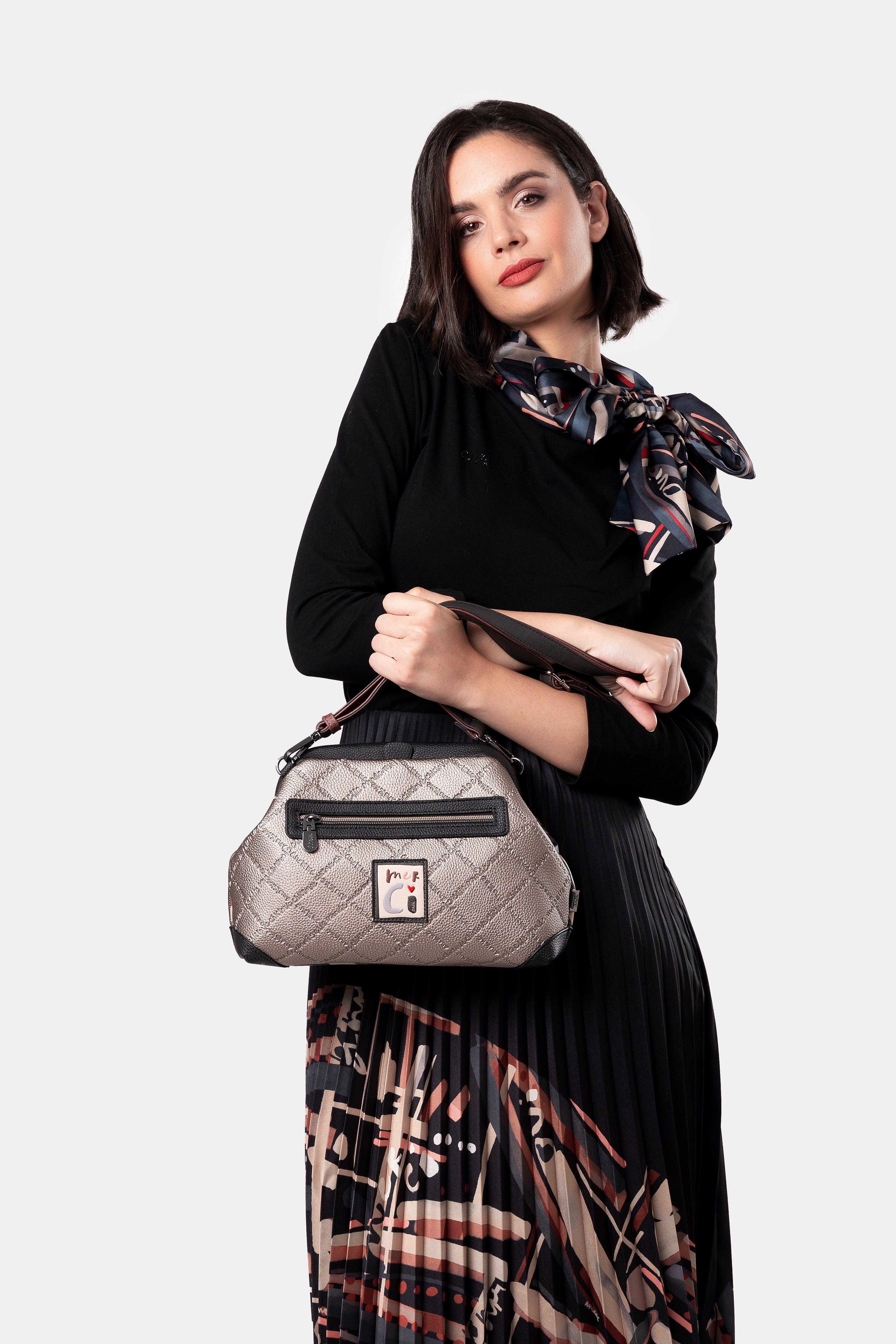 Beuteltasche Parisian